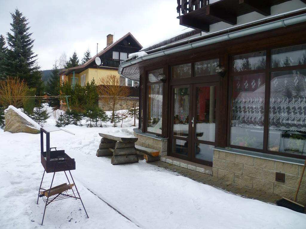 V+V Pension Harrachov Exterior foto